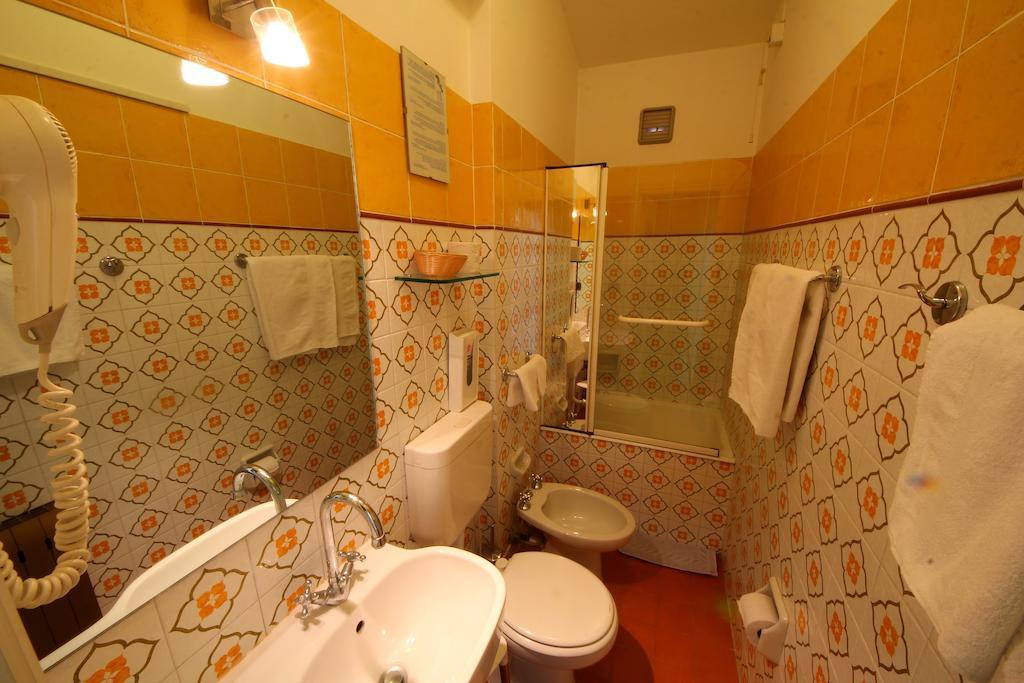 La Favorita Apricale B&B & Ristorante Ruang foto